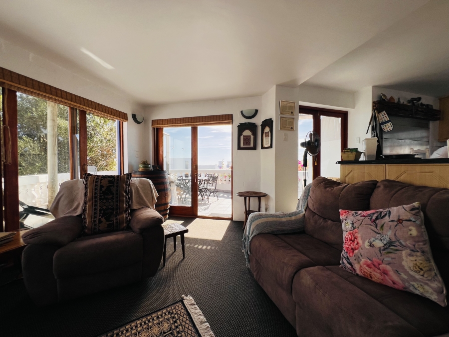 3 Bedroom Property for Sale in Paradise Beach Western Cape